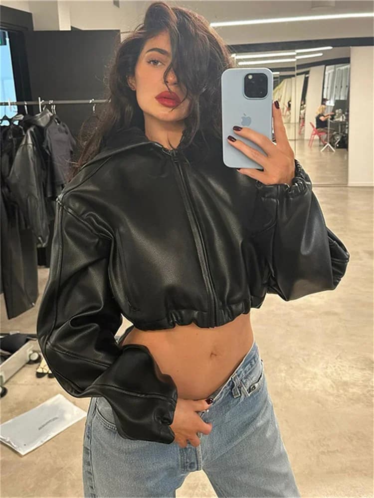 Podzimní bundy na zip pro ženy, volné, z umělé kůže, krátké topy, kabáty, univerzitní bomber, mikina s dlouhým rukávem, černé bundy