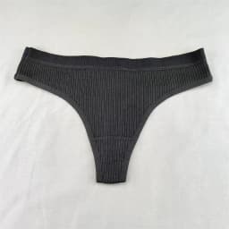 Sada klasických černobílých tang, dámských bavlněných kalhotek, sexy kalhotek, jednobarevných - náhled 3