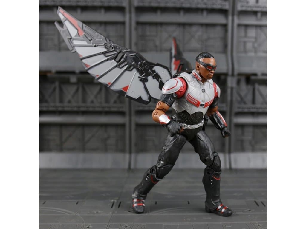 Akční Figurka Avengers Falcon