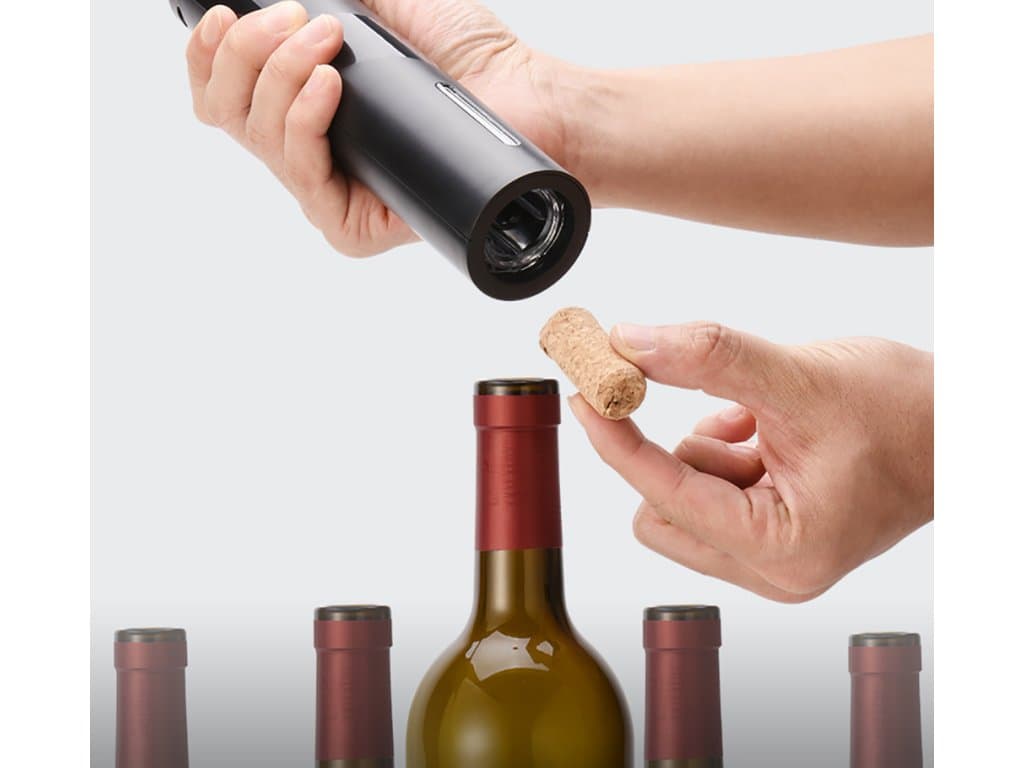 Automatický otvírák na láhve