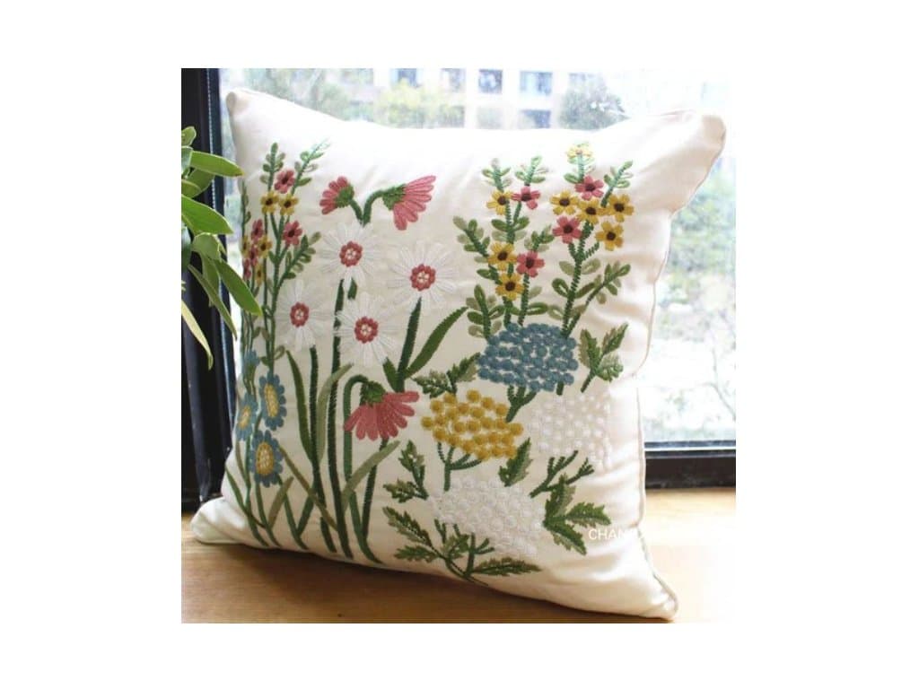 Vyšívaný Povlak na polštář Květinový 45x45 typ 7