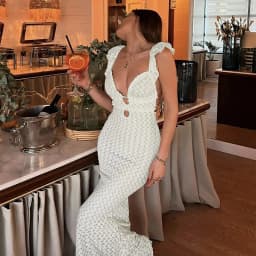 Sexy letní plážové šaty s výstřihem do V, volným zad a šněrováním, jednobarevné, s výstřihem do V, elegantními ramínky a šněrováním - náhled 2