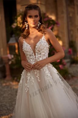 VIKTORIA Moderní svatební šaty s vlečkou a krajkou pro ženu, špagetová ramínka, aplikace, vestido de casamento, personalizované, na míru - náhled 1