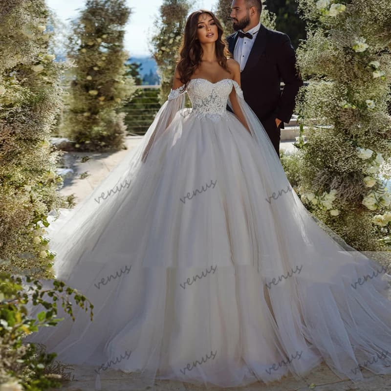 Iluze Svatební šaty Vintage Svatební šaty Krajkové Aplikace A Line Délka na zem Župany Okouzlující Vestidos De Novia Na míru