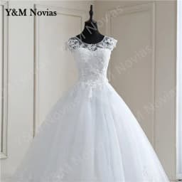Nové jarní krajkové aplikace s perlami svatební šaty bez rukávů vestidos de novia bílé o-krk princezna nevěsta svatební šaty plus size - náhled 6