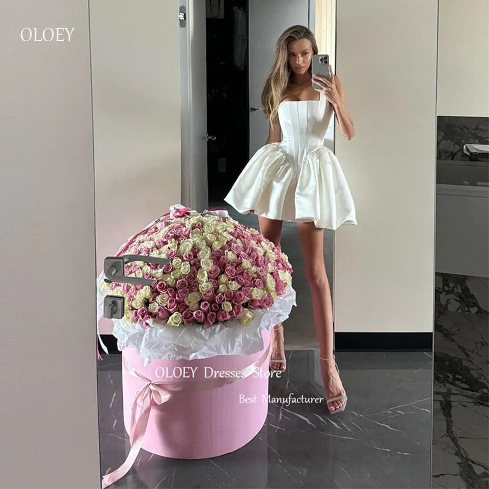 Moderní mini svatební šaty s krátkými saténovými ramínky, přiléhavé svatební šaty, plesové a koktejlové večírky