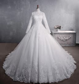 Elegantní svatební šaty s vysokým výstřihem a vlečkou - luxusní krajkové výšivkové princeznovské svatební šaty - náhled 3