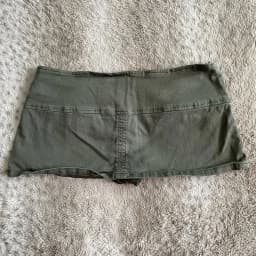 Dámská mini džínová sukně Y2K s nízkým pasem, úzký střih, armádně zelená, vintage gotický, letní streetwear - náhled 3
