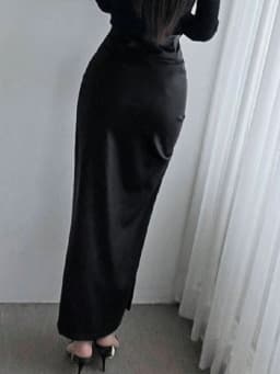 Dámská černá maxi sukně z umělé kůže s bočním rozparkem - sexy slim fit, párty, klubové oblečení, zip - náhled 7