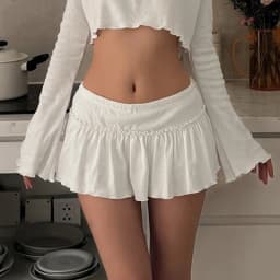 Bílá pletená minisukně Y2K Streetwear s nízkým pasem, áčkovým střihem, vintage 2000s dámské sukně - náhled 4