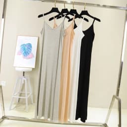 Dámské modální maxi šaty s výstřihem do V a bez rukávů s podšívkou - elegantní plesové šaty bez rukávů - náhled 4