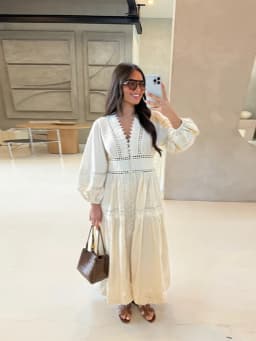 Dámské krajkové maxi šaty s dlouhým rukávem, výstřihem do V, elegantní letní prázdninové šaty s dutým vzorem - náhled 4