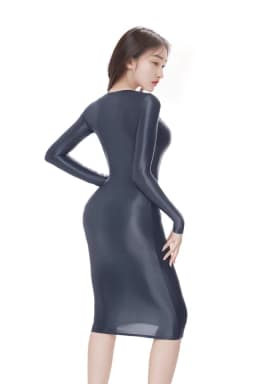 Dámské saténové mini šaty s přiléhavým střihem - elegantní společenské pouzdrové šaty s elastickým střihem - náhled 6