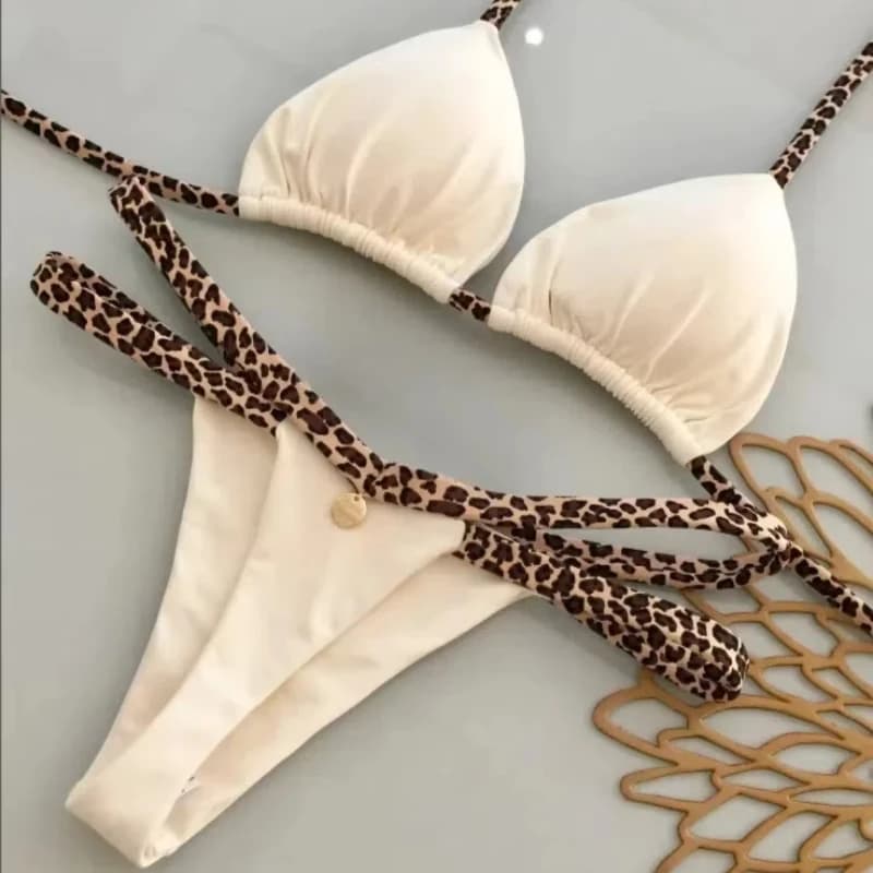 Leopardí tisk Bikiny Set Dvoudílné plavky Dámské sexy tanga Plážové plavky