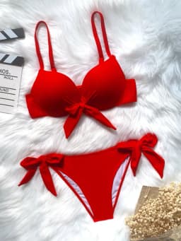 Dvoudílné plavky s push-up bikinami a motýlkem vpředu, jednobarevné - náhled 2