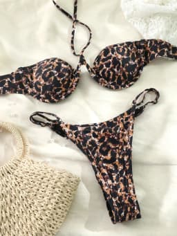 Leopardí tisk s odhalenými rameny Bikiny Set Patchwork Plavky Dámské plážové oblečení Sexy plavky - náhled 5