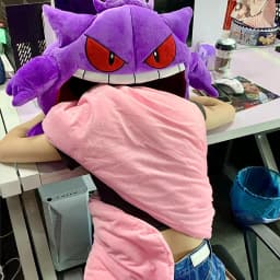 Plyšová deka Gengar - měkká anime postavička s polštářem na spaní, hračka, dárek pro fanoušky Pokémonů - náhled 4
