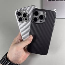 Titanový proužkovaný kryt na telefon pro iPhone 16 15 14 13 Pro Max nárazuvzdorný kovový kryt s knoflíky, tvrdý a pancéřový kryt - náhled 7