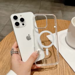 Průhledný magnetický kryt pro iPhone 16 Pro Max s MagSafe kompatibilní bezdrátovou nabíječkou a ochranou kamery - náhled 3