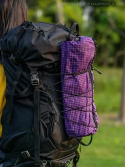 Lehký externí batoh na uchycení pro turistiku, kempování a venkovní vybavení - náhled 2