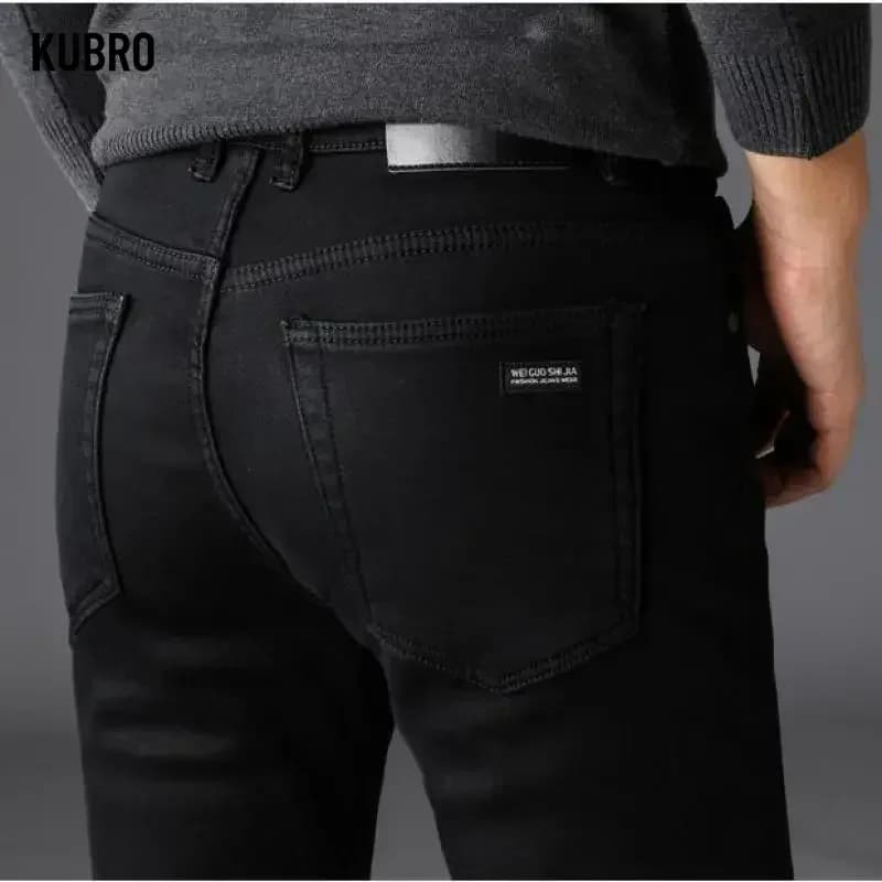 Pánské černé džíny s elastanem - pohodlné strečové denim kalhoty pro muže