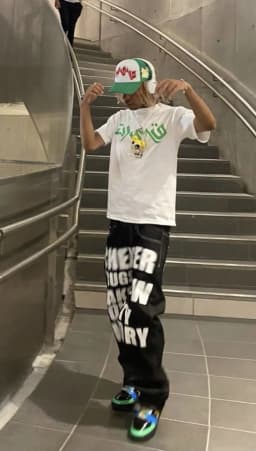 Černé volné džíny s potiskem písmen unisex streetwear wide leg kalhoty punk styl - náhled 3