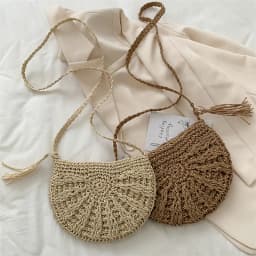Dámská slaměná kabelka půlkruhová crossbody plážová taška boho styl ručně pletená - náhled 3