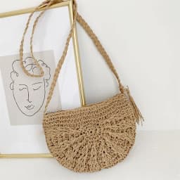 Dámská slaměná kabelka půlkruhová crossbody plážová taška boho styl ručně pletená - náhled 6