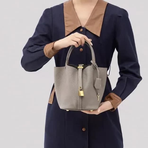 Háčkovaná taška s motivem kočky - plátěná knihovna tote bag pro milovníky knih s kosmetickou taškou