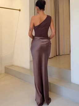 Elegantní dámské večerní šaty saténové jednoramenné štíhlé maxi letní společenské elegantní - náhled 5