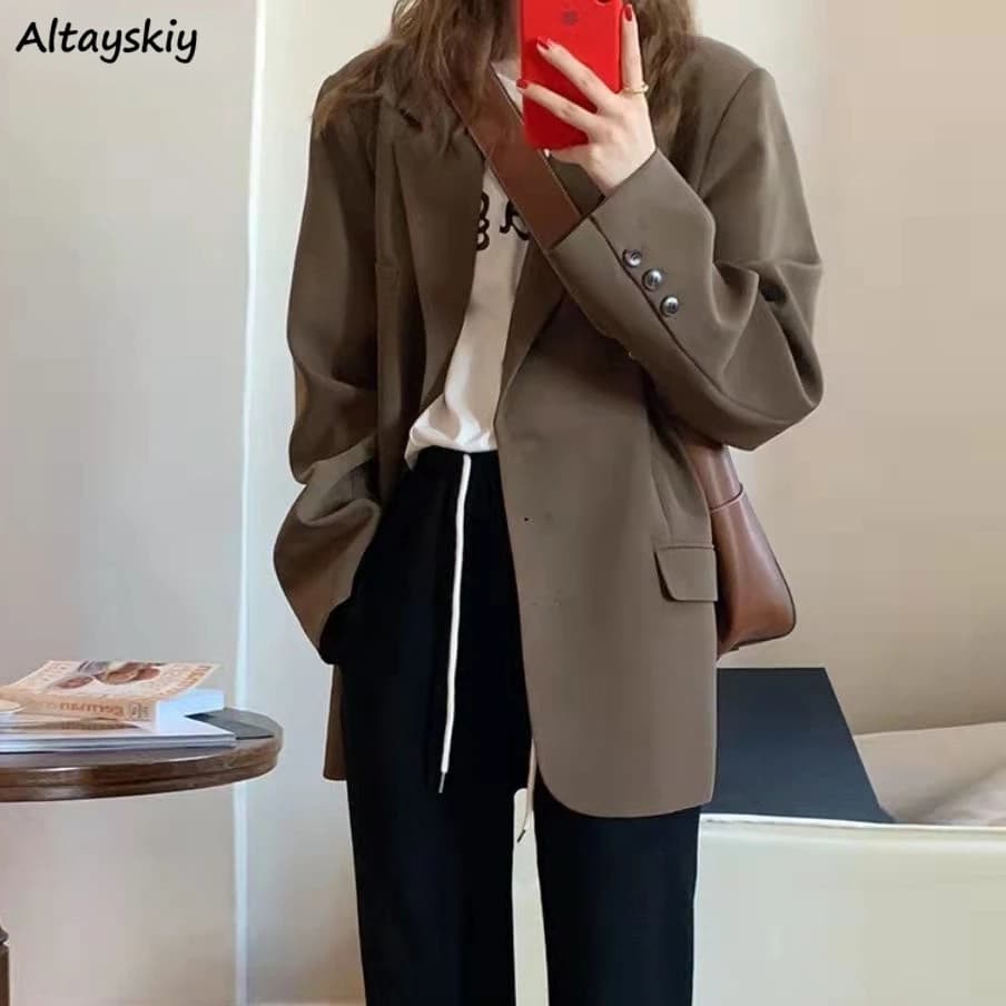 Dámské elegantní sako v retro britském stylu - volný střih, hnědá barva, kancelářský outfit