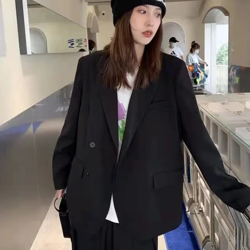 Dámský černý sako blejzr s výřezovým límcem elegantní volný střih jarní kabátek