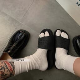 Pohodlné dámské bavlněné ponožky s odděleným palcem - módní japonský styl, měkké a prodyšné - náhled 3