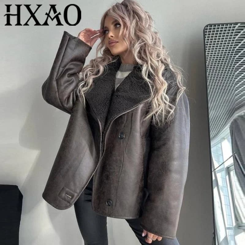 Dámská hnědá kožená bunda s dlouhým rukávem - teplý zimní kabát elegantní módní styl