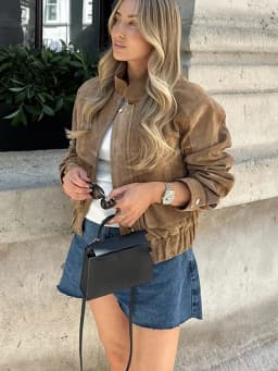 Dámská jarní/podzimní bunda s kapsami - volný střih, módní retro styl, trendy kabátek - náhled 6