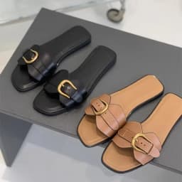 Dámské černé ploché sandály slingback s kovovou přezkou a kulatou špičkou - náhled 3