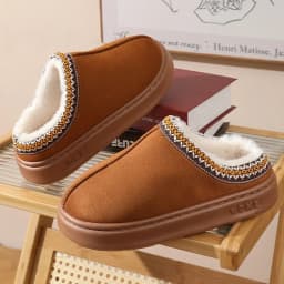 Zimní plyšové unisex pantofle domácí teplé s neklouzavými podrážkami - náhled 5