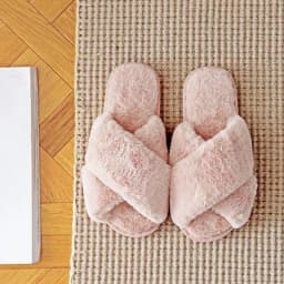 Zimní dámské domácí pantofle s umělou kožešinou teplé slip-on pohodlné - náhled 3
