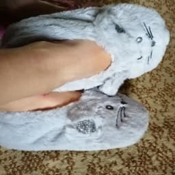 Dámské zimní papuče chlupaté teplé s protiskluzovou podrážkou pro vnitřní použití - náhled 4