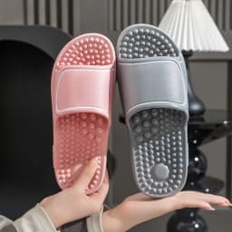 Letní protiskluzové masážní pantofle do koupelny pro muže i páry PVC pohodlné domácí - náhled 4