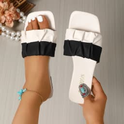 Dámské pantofle 2025 trendy žabky ploché sandály plisované nazouvací plus size - náhled 3
