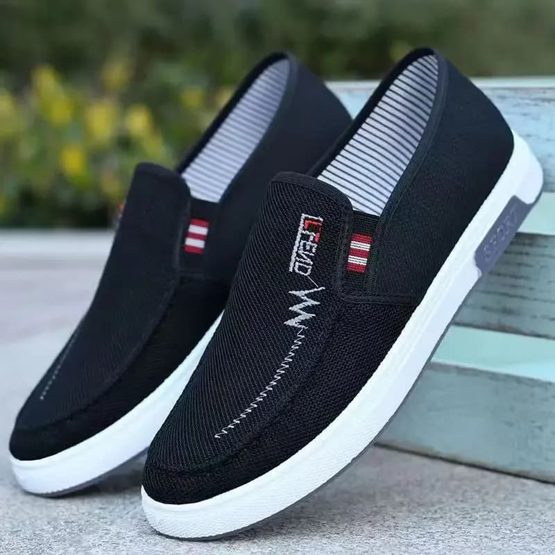 Pánské prodyšné plátěné tenisky Slip on pro chůzi a volný čas