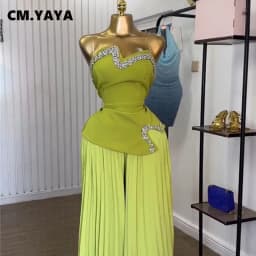 Dámská dvoudílná souprava crop top s kamínky a plisované široké kalhoty - náhled 4