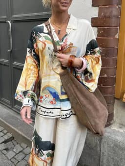Potištěný dvoudílný set košile s dlouhým rukávem a širokými kalhotami s elastickým pasem jarní look - náhled 6