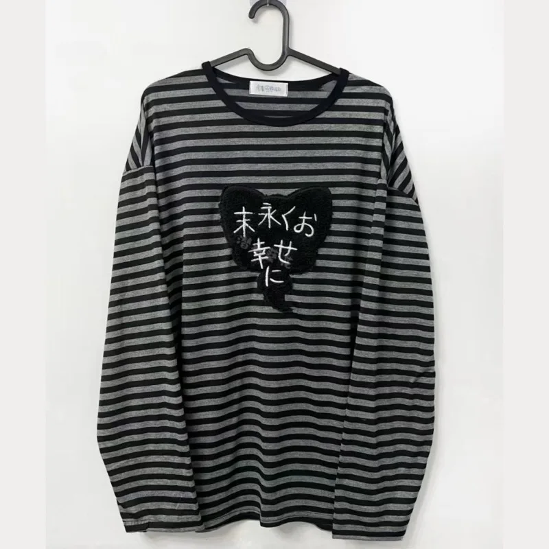Vintage pruhované tričko s dlouhým rukávem a výšivkou - dámský Y2K styl retro top