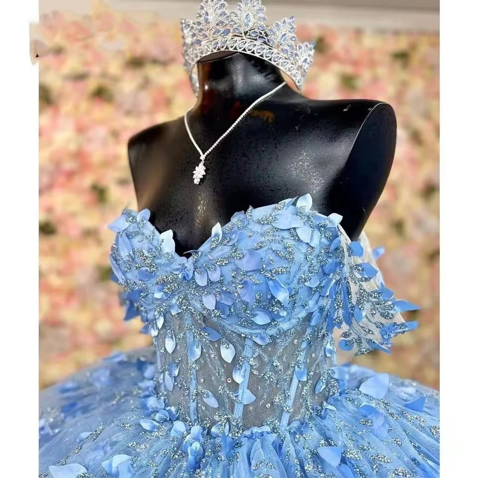 Luxusní plesové šaty pro dospívající | Společenské šaty na oslavu 15. narozenin | Elegantní model