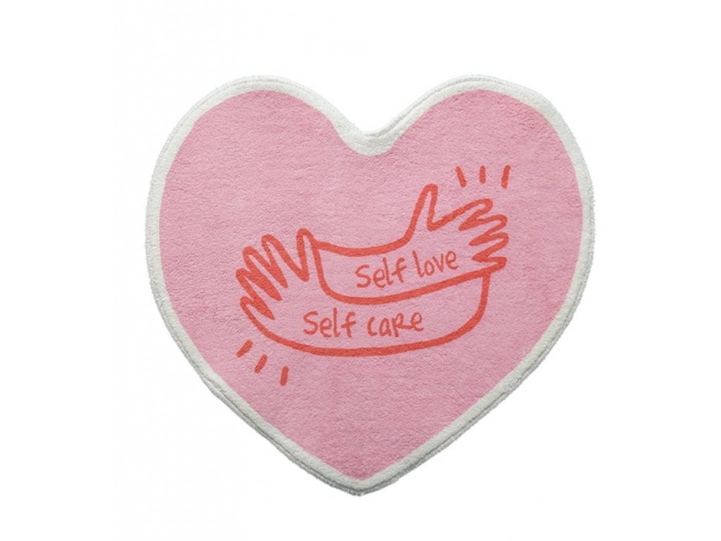 Růžový Koberec ve tvaru srdce rohožka láska