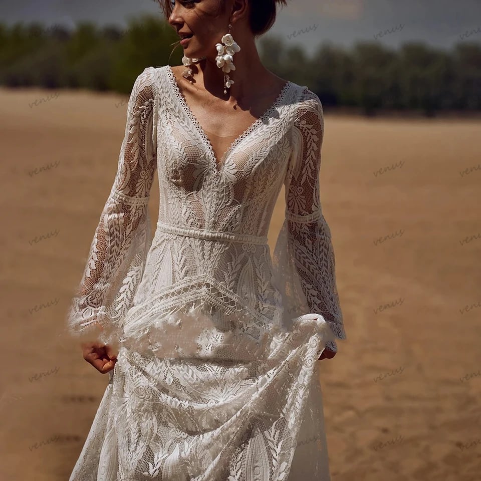 Svatební šaty s výstřihem do V, odhalenými zády a krajkou, vintage styl, volné rukávy