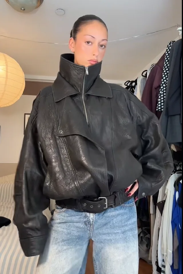 Dámská kožená bunda s límcem - elegantní podzimní kabát se stahovací páskou v pase