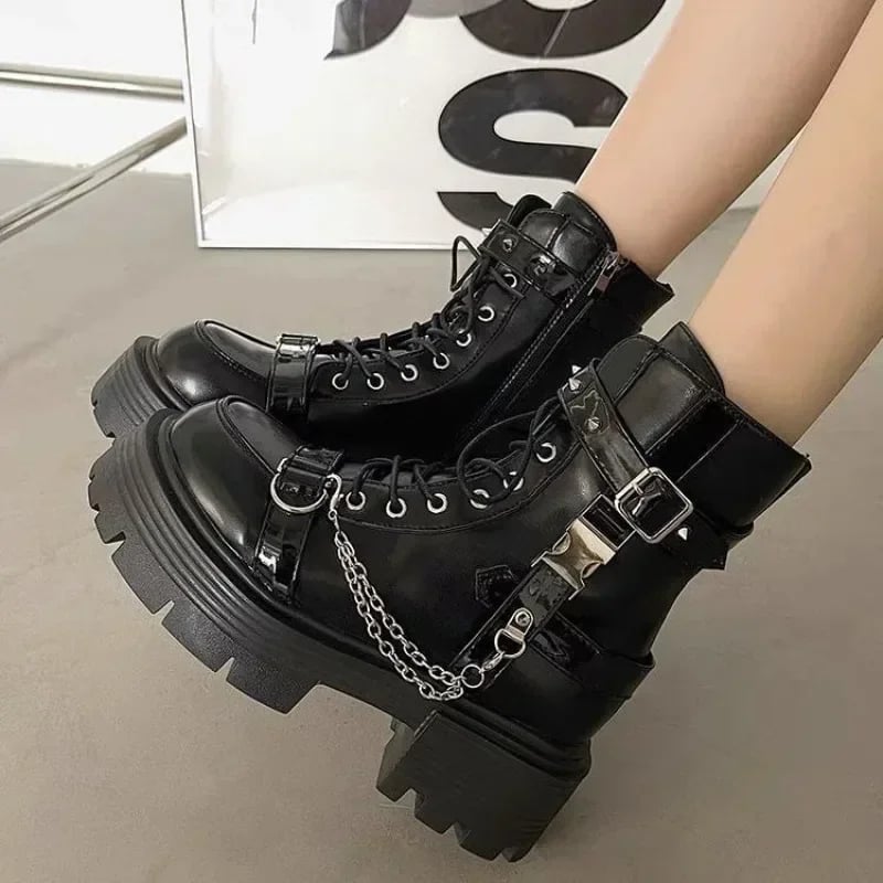 2025 nové dámské kotníkové boty gotické s cvočkami a řetězovým designem rockový punk styl